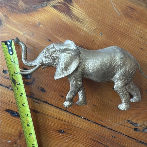 Decorative Gold Elephant Figurine - Picture 4 of 7